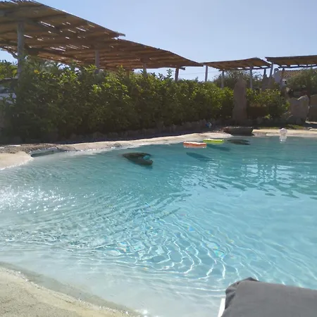 Cuccuru Relax - B Iun Q9882 أروسييْ